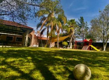 Quinta de 3 habitaciones, Lagos de Moreno · Casa de Campo en Venta en Frac Privado Salida León Lagos