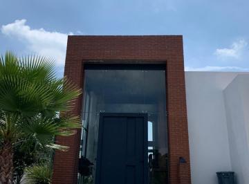 Casa de 5 habitaciones, Tepeji del Río de Ocampo · Casa en Venta en Amanali Club de Golf