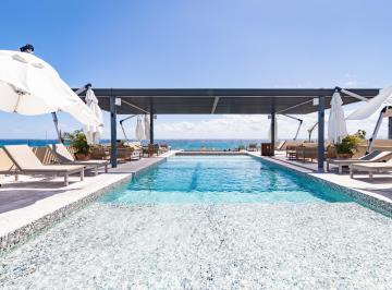 Departamento de 2 habitaciones, Solidaridad · Departamento en Venta de 2 Recámaras en Playa del Carmen, a 50 m del Mar