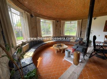 Casa de 5 habitaciones, Tequisquiapan · Casa en Venta en Granjas Residenciales Tequisquiapan. Caro
