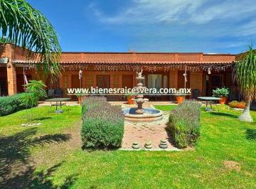 Casa de 6 habitaciones, Tequisquiapan · Casa en Tequisquiapan, Camino Al Cerrito Valeri