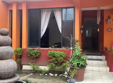 Casa · 250m² · 4 Recámaras · 3 Estacionamientos · Casa en Venta en Av Cuauhtémoc, Colonia Centro, Coatzacoalcos, Veracruz