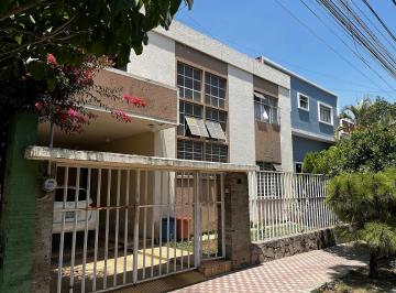 Casa de 5 habitaciones, Guadalajara · Casa en Venta Colonia Americana