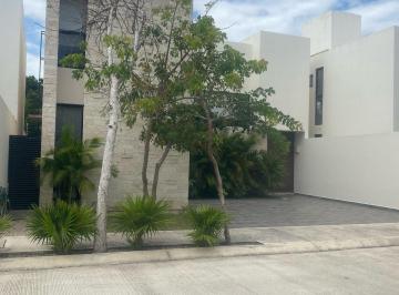 Casa · 273m² · Casa en Venta Playa del Carmen