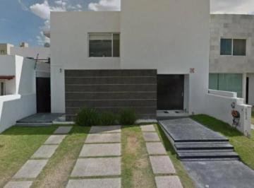Casa de 4 habitaciones, Querétaro · Hermosa Casa en Venta de Remate en Juriquilla Queretaro