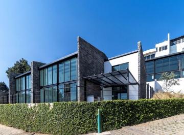 2749719ba6da603b992dc799a9b9dafab71d94828df1121a6cda8131d0b42507 · Gran Casa Sustentable con Vista Al Bosque