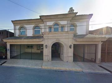 Casa de 4 habitaciones, San Nicolás de los Garza · Casa en Venta Colonia El Roble por Remate, Excelente Oportunidad!