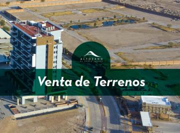 Terreno / Lote · 180m² · Terrenos en Venta