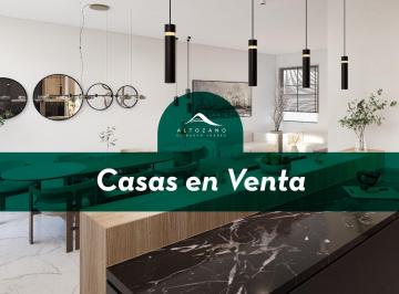 Casa · 185m² · 3 Recámaras · 3 Estacionamientos · Venta de Casas en Altozano