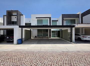 Casa de 3 habitaciones, Querétaro · Casa en Venta o Renta en Cubres de Lago Juriquilla