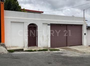 Casa · 259m² · 4 Recámaras · 5 Estacionamientos · Casa en Venta en Parres El Guarda, Tlalpan, Ciudad de México