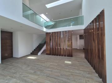 Casa en condominio · 362m² · 4 Recámaras · 3 Estacionamientos · Casa de Lujo en Venta en Residencial Mallorca | Precio por Debajo de Avalúo