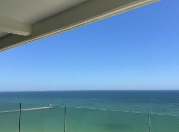 Departamento · 182m² · 3 Recámaras · 2 Estacionamientos · Departamento en Venta en Chicxulub Puerto, Frente Al Mar,,puerta del Mar