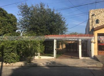 Oficina · 198m² · 2 Recámaras · 2 Estacionamientos · Oficina en Renta en Independencia