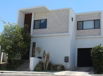 Casa de 3 habitaciones, Chihuahua · Casa en Venta Zona Cantera