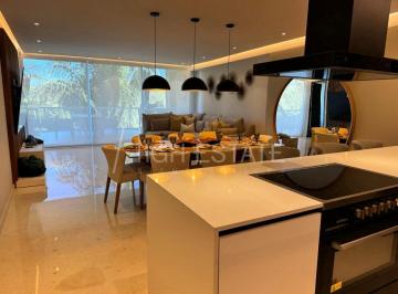 Departamento · 173m² · 4 Recámaras · 1 Estacionamiento · Departamento en Copropiedad Frente Al Mar en Punta Mita | Bolongo 4 Recámaras Amueblado