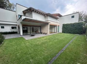 Casa de 3 habitaciones, Alvaro Obregón · Casa en Venta en El Fraccionamiento La Rosaleda, Tlacopac, Álvaro Obregón, Cdmx