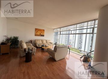 Departamento · 295m² · 3 Recámaras · 3 Estacionamientos · Venta Excelente Departamento en Lo Alto
