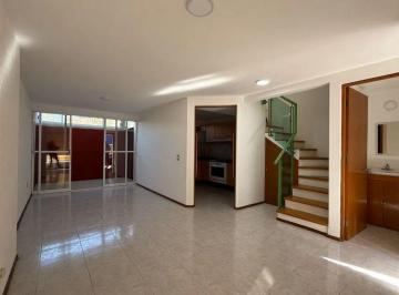 Casa · 131m² · 2 Recámaras · 2 Estacionamientos · Casa en Venta en Lomas Lindas