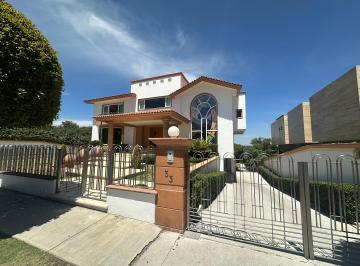 Casa de 3 habitaciones, Atizapán de Zaragoza · Casa en Venta en Prado Largo Zona Esmeralda