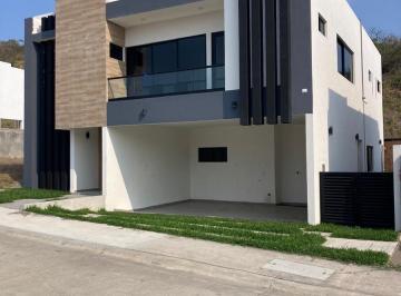 Casa · 295m² · 3 Recámaras · 2 Estacionamientos · Casa en Venta en Fracc. Punta Tiburón, Alvarado Veracruz.