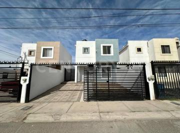 Casa · 85m² · 3 Recámaras · 2 Estacionamientos · Casa en Renta Fracc. Villas del Rey, Chihuahua