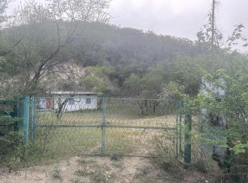 Terreno / Lote · 40m² · 1 Recámara · 1 Estacionamiento · Terreno - El Barro