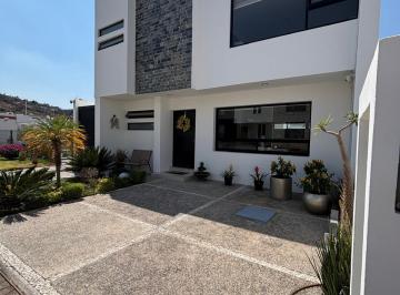 Casa en condominio de 3 habitaciones, Corregidora · Casa en Venta en Querétaro Punta Esmeralda Ámbar