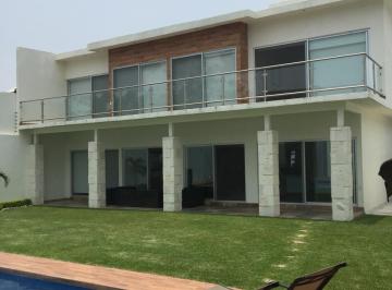 Casa de 5 habitaciones, Jiutepec · Preciosa Casa en Renta en Fraccionamiento Residencial Sumiya
