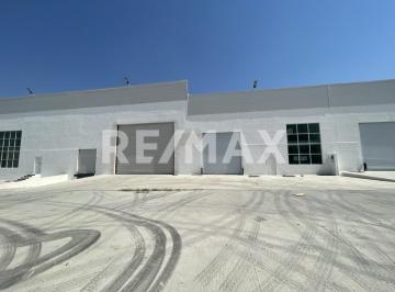 Bodega-Galpón · 1437m² · 9 Estacionamientos · Bodega en Renta Parque Industrial - (4)