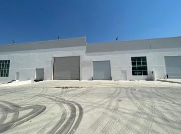 Bodega-Galpón · 1437m² · 9 Estacionamientos · Bodega en Renta Parque Industrial - (4)