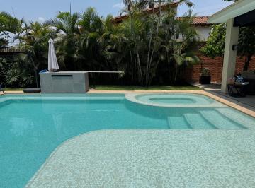 Casa de 4 habitaciones, Cuernavaca · Casa en Venta en Las Garzas