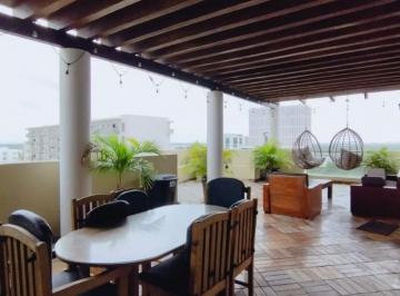 Departamento · 240m² · 4 Recámaras · 2 Estacionamientos · Renta Penthouse 4rec Cancún