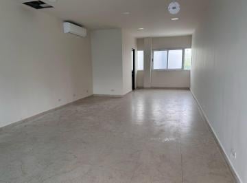 Local comercial · 67m² · 2 Estacionamientos · Local en Venta en Valle