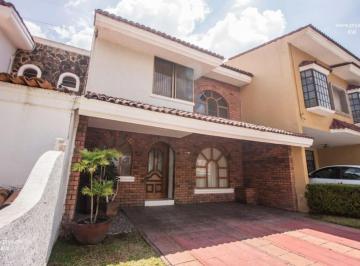 Casa de 3 habitaciones, Zapopan · Hermosa Propiedad en Zapopan Jalisco