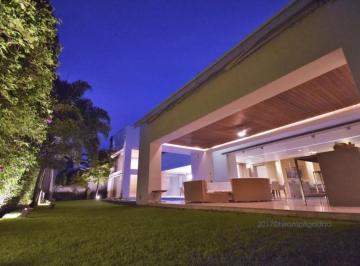 Casa de 4 habitaciones, Zapopan · Residencia en Venta Coto Santa Fe, Valle Real