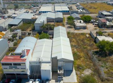 Nave industrial , El Marqués · Bodega en Renta en Conin Segunda Seccion