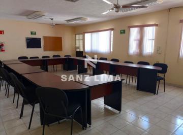 Oficina , Celaya · Jardines de Celaya 3ra Sección: Oficinas en Planta Baja y Estacionamiento.