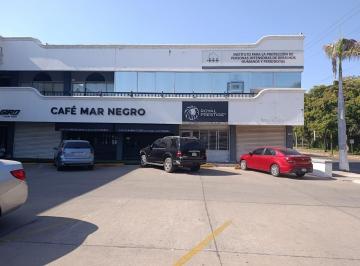 Local comercial de 1 habitación, Culiacán · Locales en Renta Culiacan, Plaza Botanico Planta Baja