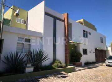 Casa · 345m² · Casa en Venta en Fracc. San José del Puente, Puebla Zona Zavaleta