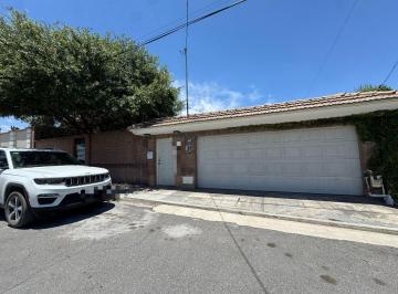 Casa de 2 habitaciones, Saltillo · ¡Renta Casa Amueblada en un Piso en Colonia Latino – Ideal Para Adultos Mayores!