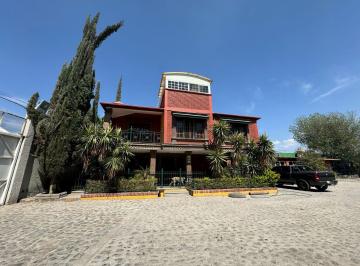 Bodega comercial · 500m² · 9 Estacionamientos · Gran Terreno con Casa y Oficinas en Conín Querétaro - (4)