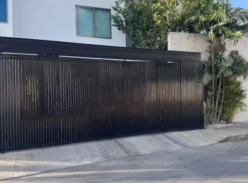 Casa en condominio de 3 habitaciones, Mérida · Casa en Ventas, Las Margaritas Cholul, con Paneles Solares de 3 Habitaciones.