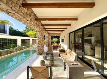 Casa de 4 habitaciones, Benito Juárez · Espectacular Residencia de Lujo en Lagos del Sol