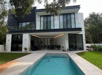 Casa de 4 habitaciones, Solidaridad · Casa con Alberca Privada en Venta, Selvamar, Playa del Carmen