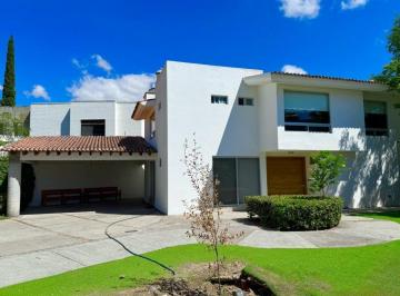 Casa de 5 habitaciones, Aguascalientes · Magnifica Residencia de Lujo en Aguascalientes en La Herradura Moderna