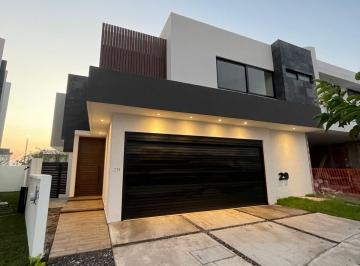 Casa de 4 habitaciones, Alvarado · Casa en Venta Fracc. Punta Tiburón, Riviera Veracruzana.