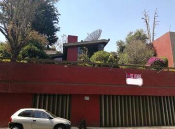 Casa · 750m² · 3 Recámaras · 3 Estacionamientos · Venta Casa en Bosque de Las Lomas