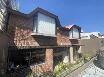 Casa · 380m² · 3 Recámaras · 3 Estacionamientos · Casa en Venta en Real de Las Lomas