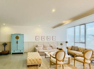 Departamento · 275m² · 3 Recámaras · 2 Estacionamientos · Hermoso Departamento en Avivia